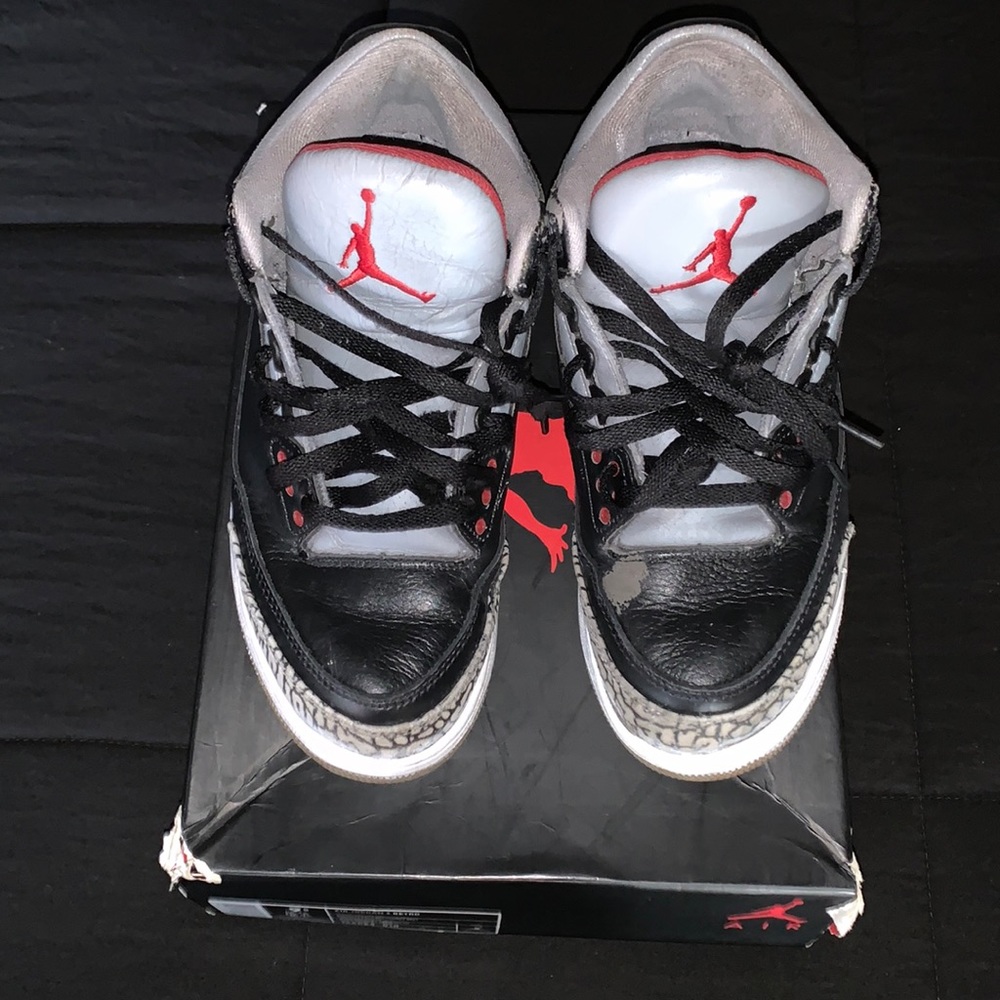 Air Jordan Black Cement 3 Size 9